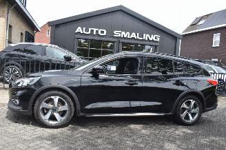 uszkodzony samochody osobowe Ford Focus 1.0 Wagon Ecoboost Hybrid Active 155Pk *Navi/Clima/Camera/Stoelverwarming 2021/1