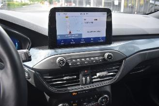 Ford Focus 1.0 Wagon Ecoboost Hybrid Active 155Pk *Navi/Clima/Camera/Stoelverwarming picture 13