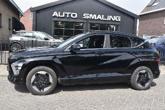 Auto incidentate Hyundai Kona 65.4Kwh Comfort 217Pk 3FASE SOH 100% *Navi/Clima/Camera/Stoelverwarming 2025/4
