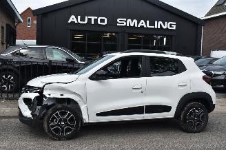 Schadeauto Dacia Spring 27Kwh Essential 45Pk *Airco 2023/6