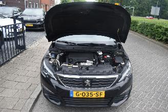 Peugeot 308 1.2 Puretech Allure 131Pk *Navi/Clima picture 13
