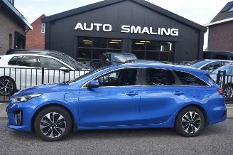 Unfallwagen Kia Ceed 1.6 Gdi Phev Dynamicplusline 105Pk *Navi/Clima/Camera 2021/10