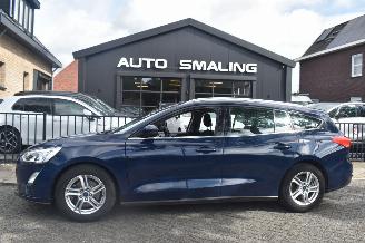 Schadeauto Ford Focus 1.0 Ecoboost Titanium Business 125Pk *Navi/Airco 2019/3