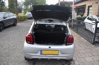 Peugeot 108 1.0 e-VTI  Active 72Pk *Airco picture 13