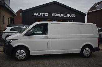 skadebil bedrijf Volkswagen Transporter 2.0 Tdi 28 L2H1 150Pk DSG Comfortline *Navi/Airco/Camera 2021/8