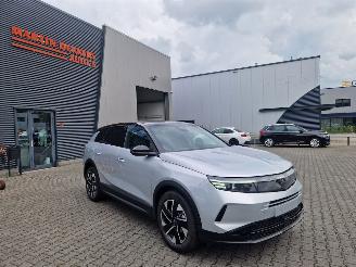  Opel Grandland 1.2 Turbo Hybrid Edition | Techpack 2025/4