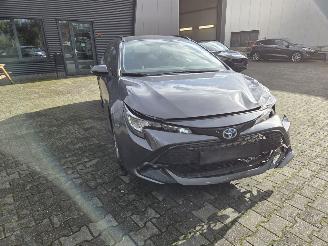 Toyota Corolla 1.8 HYBR picture 5