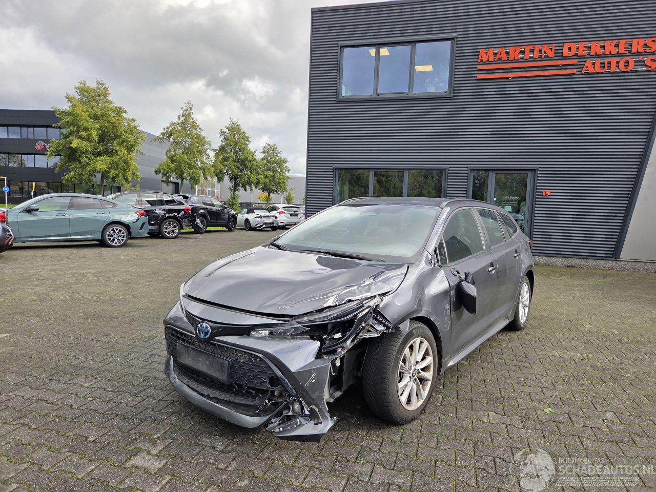 Toyota Corolla 1.8 HYBR