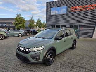 Schadeauto Dacia Jogger 81kw benzine 2023/8