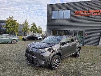 Coche accidentado Toyota Yaris Cross GR SPORT / PANO / 3800KM. 2023/10