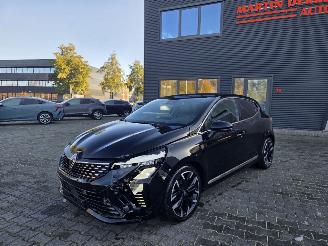 uszkodzony samochody osobowe Renault Clio TECHNO 67kw  NAVI / CAMERA 2024/2