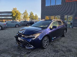 Schadeauto Toyota Corolla Touring Sports HYBRIDE / NAVI / CAMERA 2023/5