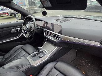 BMW 3-serie 330e HYBR /M-SPORT / HARM KARDON / HEAD UPP picture 19