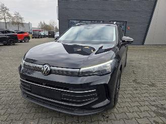 Volkswagen Tiguan IQ / AUTOMAAT / LEER / PANODAK / 18 DKM picture 15