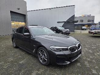 BMW 5-serie 530e PLUG-IN  215KW  / M-SPORT  /  32.DKM picture 9