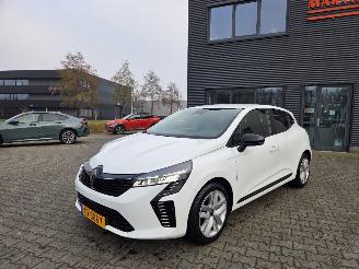 Unfallwagen Renault Clio 0.9  67PK / EVOLUTION / 9600 KM 2025/6