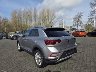 Volkswagen T-Roc STYLE / PANO / DIG COCKPIT / NAVI CAMERA  / STOELMASSAGE picture 4