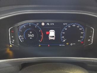 Volkswagen T-Roc STYLE / PANO / DIG COCKPIT / NAVI CAMERA  / STOELMASSAGE picture 23