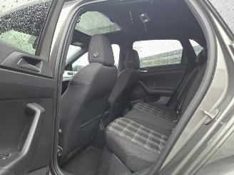 Volkswagen Polo 2.0.Ltr- GTI / AUTOM / PANO picture 24