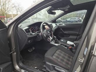 Volkswagen Polo 2.0.Ltr- GTI / AUTOM / PANO picture 16