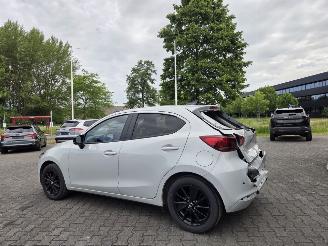 Mazda 2 HYBRIDE  68KW AGILE / STOEL & STUURVERW picture 3