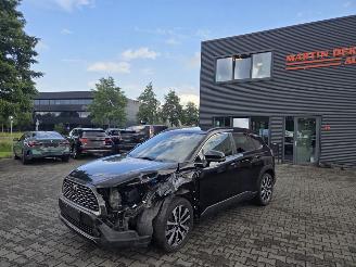Damaged car Toyota Corolla Cross 2.0 LTr -112kw / PANO / LEER / JBL AUDIO 2024/11