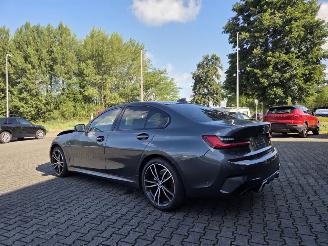 skadebil auto BMW 3-serie 320i -135kw  / M-SPORT 2019/8