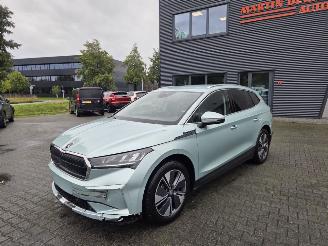 Schadeauto Skoda Enyaq 85 / 210kw / 38 dkm 2024/11