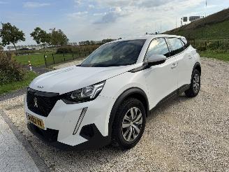 Schadeauto Peugeot 2008 1.2 PureTech Active clima navi nap 2022/1