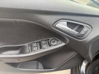 Ford Focus Wagon 1.0 Lease Edition picture 10