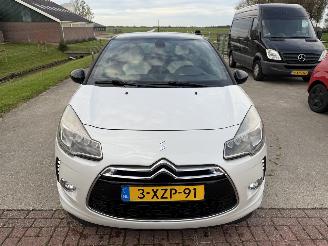 Citroën DS3 1.6 VTI | AUTOMAAT | CAMERA | LEER | NAVI | CLIMA | NL-AUTO picture 14