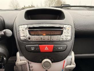 Toyota Aygo | AIRCO | APK TOT SEPT-2026 | RIJDENDE AUTO !! picture 14