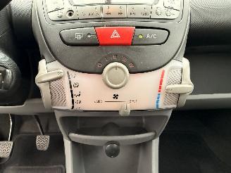 Toyota Aygo | AIRCO | APK TOT SEPT-2026 | RIJDENDE AUTO !! picture 16