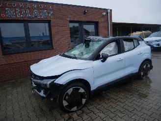 krockskadad bil auto Volvo EX30 ULTRA 2WD PURE ELECTRIC 2024/8