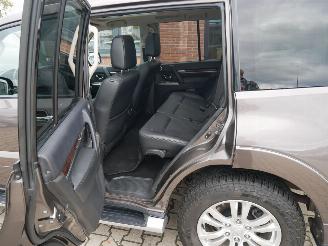Mitsubishi Pajero 3.2 DI-D  PANORAMADAK LEER XENON AWD 7 PERSOONS picture 14