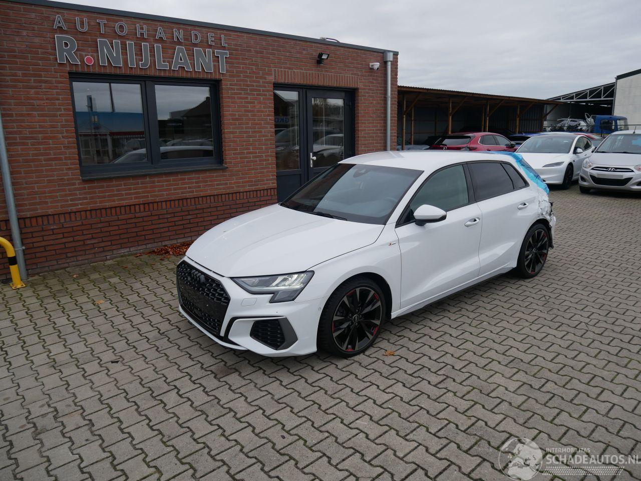 Audi A3 S LINE S-TRONIC LEER LED