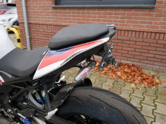 BMW  M 1000 RR picture 5