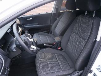 Kia Stonic  picture 14