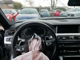 BMW 5-serie 530 D M-SPORT LEER SCHUIFDAK XENON picture 14