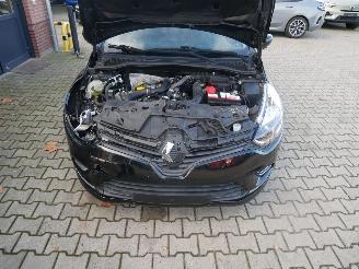 Renault Clio LIMITED picture 6