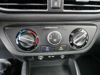 Hyundai I-10  picture 14