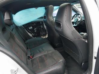 Mercedes A-klasse A 180 D AMG ALCANTARA LED PANORAMADAK picture 13