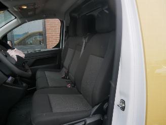 Opel Vivaro L3H1 XL picture 11