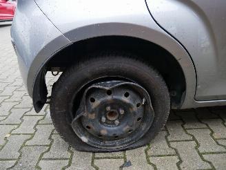 Suzuki Ignis  picture 10