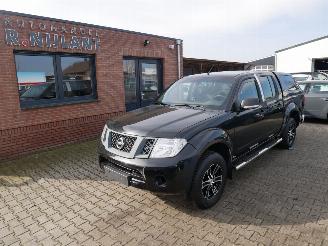 uszkodzony samochody osobowe Nissan Navara KING CAB 4x4 2012/11