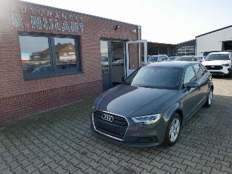 skadebil auto Audi A3 SPORT LED 2019/7