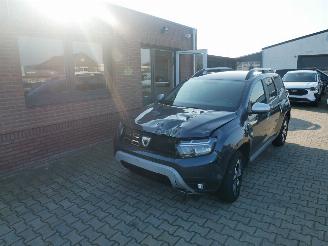 Damaged car Dacia Duster PRESTIGE 2021/12