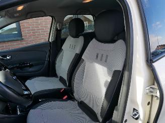 Renault Captur  picture 10
