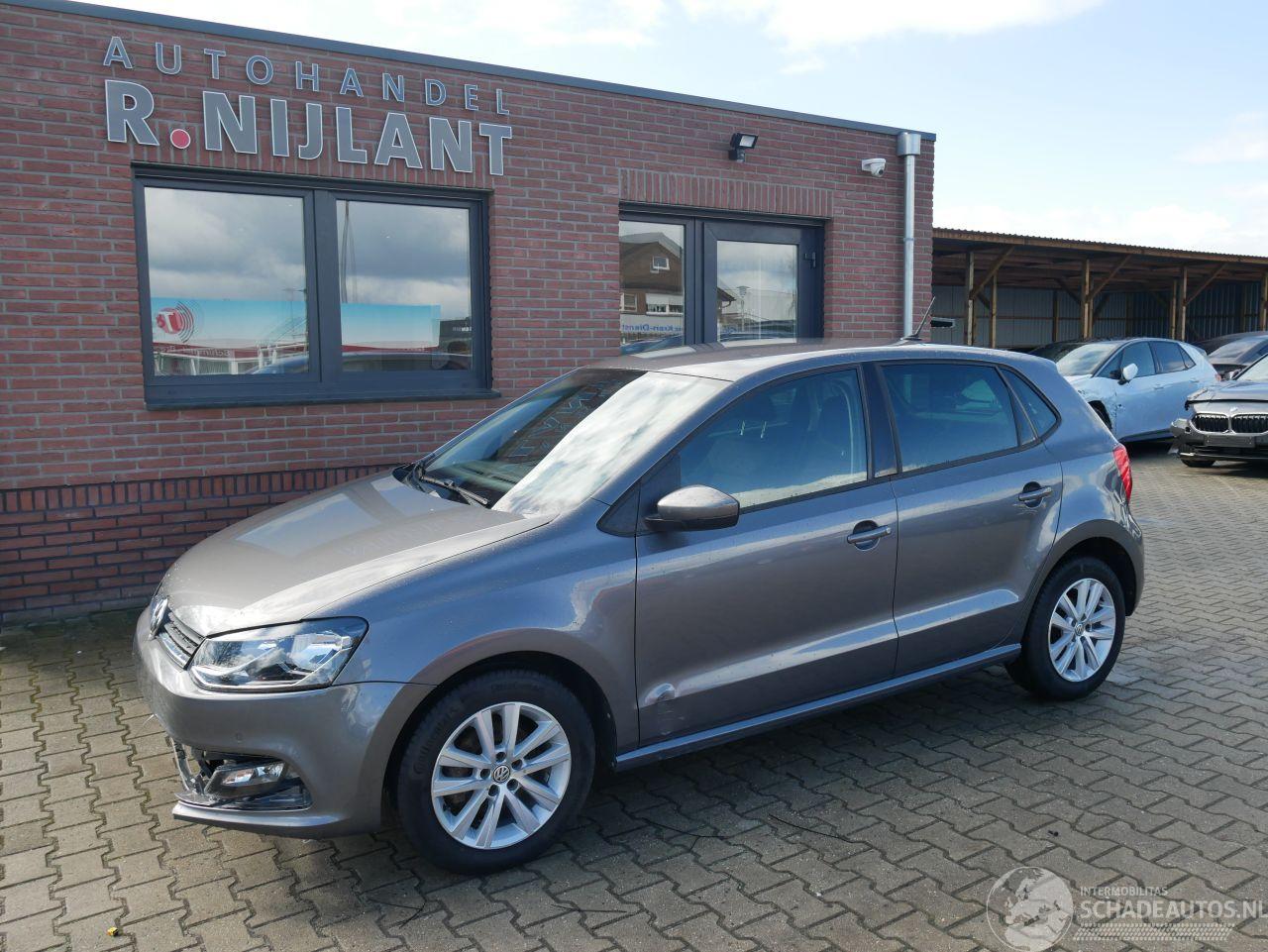 Volkswagen Polo DSG COMFORTLINE