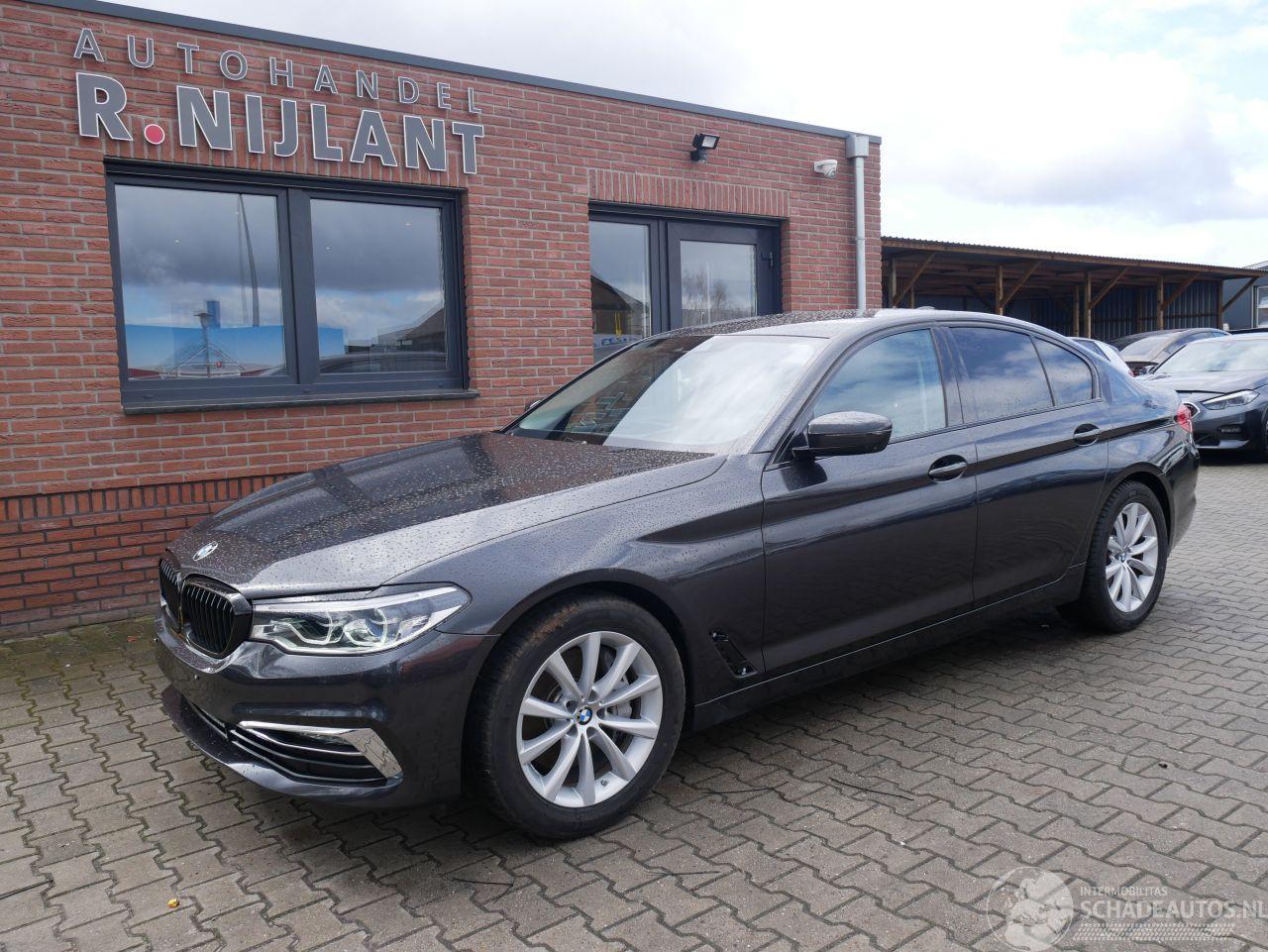 BMW 5-serie 540i xDRIVE LUXURY LINE LEER LED